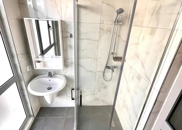 Laau Pama By Adriatic Living * Durrës